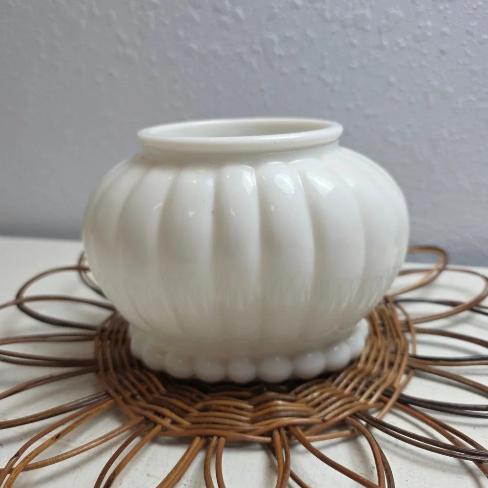 N/A vintage milk